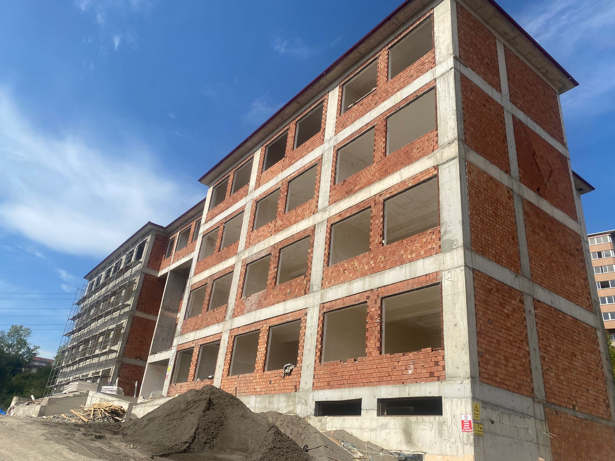 ALAPLI AHMET ZEKİ ATALAY İLKOKULU İNŞAAT'I 